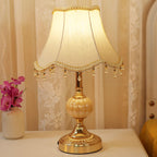 Lampada da Tavolo Tradizionale Vintage in Tessuto Floreale con Placcatura in Vetro per Camera da Letto