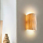 Applique a Parete a Due Luci in Resina Striata Nordica Contemporanea per Soggiorno