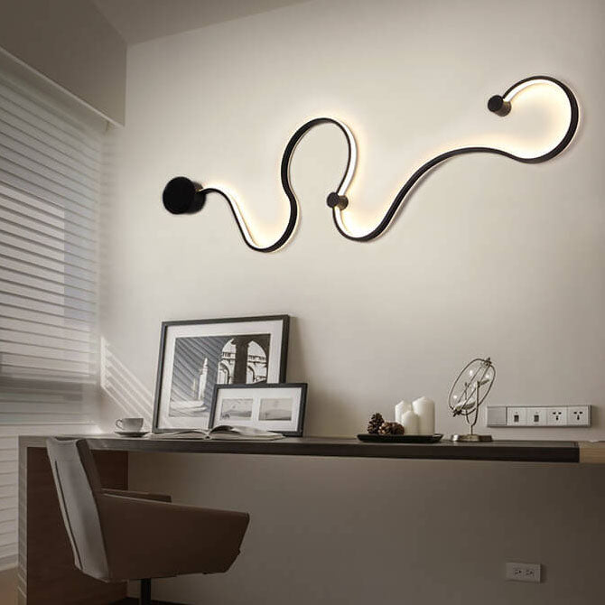 Lampada da Parete Curva LED Moderna in Alluminio a Forma di Serpente con 1 Luce