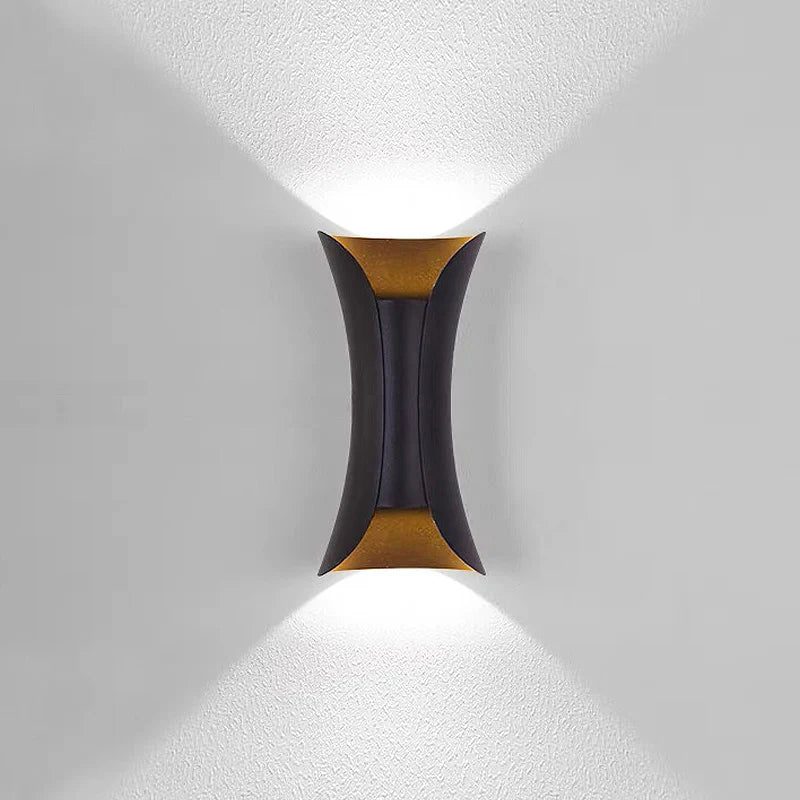 Moderna Luce da Parete Irregolare in Alluminio per Esterni