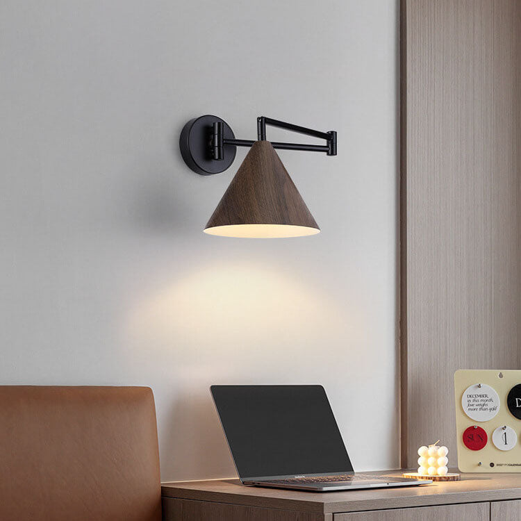 Applique da parete in ferro con braccio a sospensione a cono nordico contemporaneo in legno 1 luce per camera da letto
