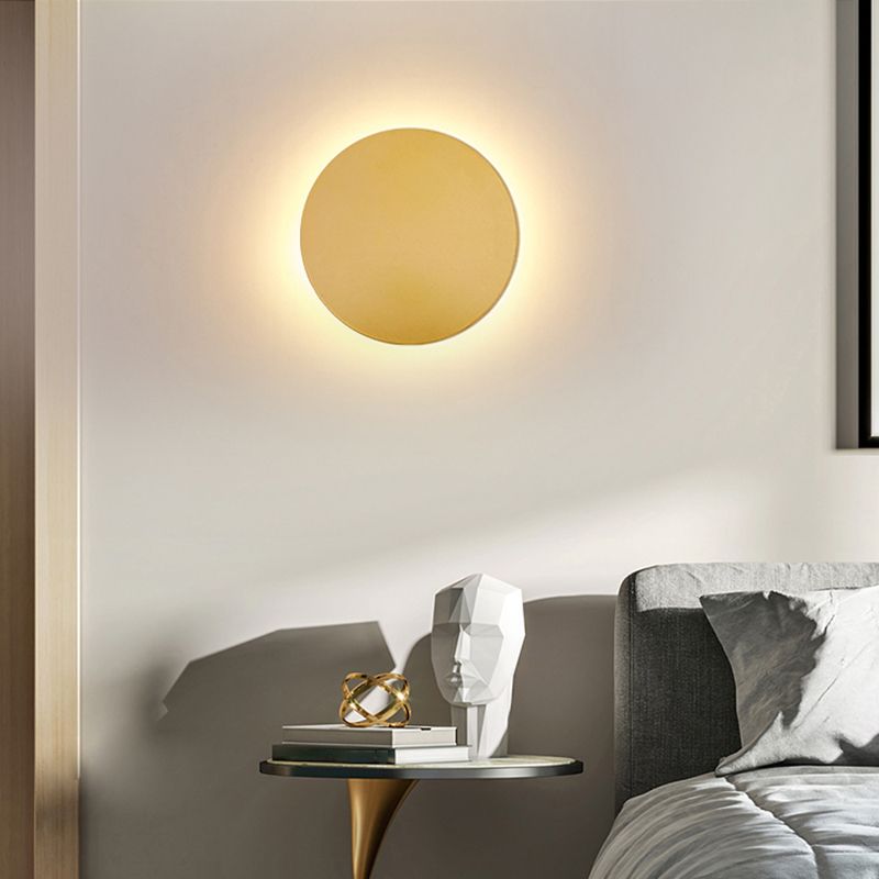 Lampada da Parete Rotonda Minimalista Arisha, Metallo, da Comodino/Soggiorno