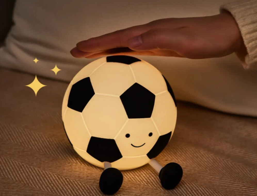 GlowKick Lampada Notturna a Forma di Calcio