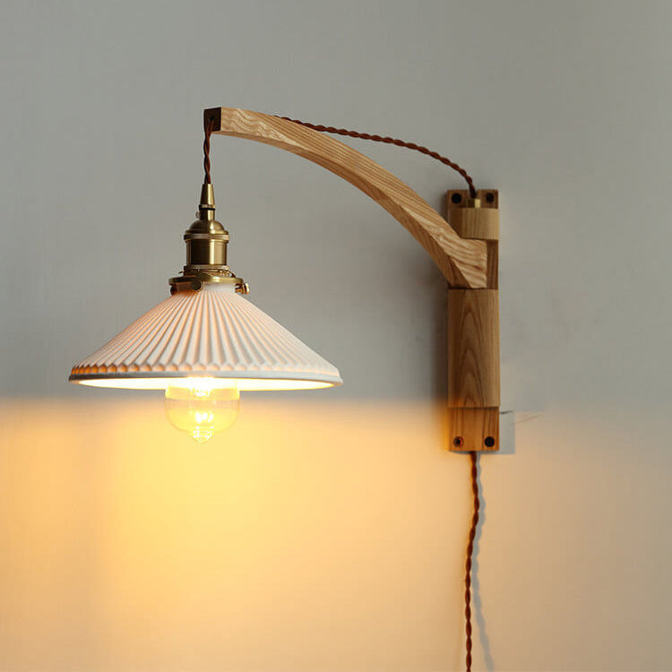 Applique da parete a 1 luce retrattile in vetro bianco a strisce nordiche con noce