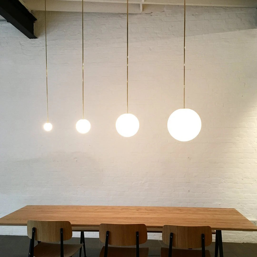 Lampada a Sospensione Minimalista in Ottone