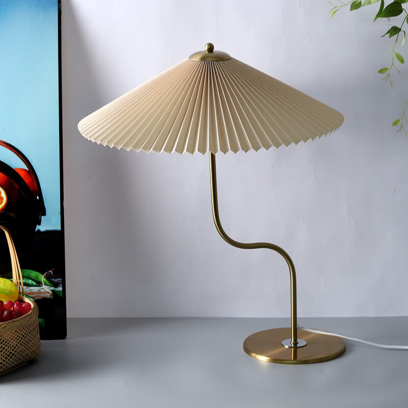 Lampada da Tavolo Decorativa a Forma di Ombrello Pieghettato Retro con 1 Luce