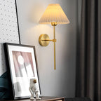 Applique da Parete Vintage con Ombrello Pieghettato e Braccio Dritto 1 Luce