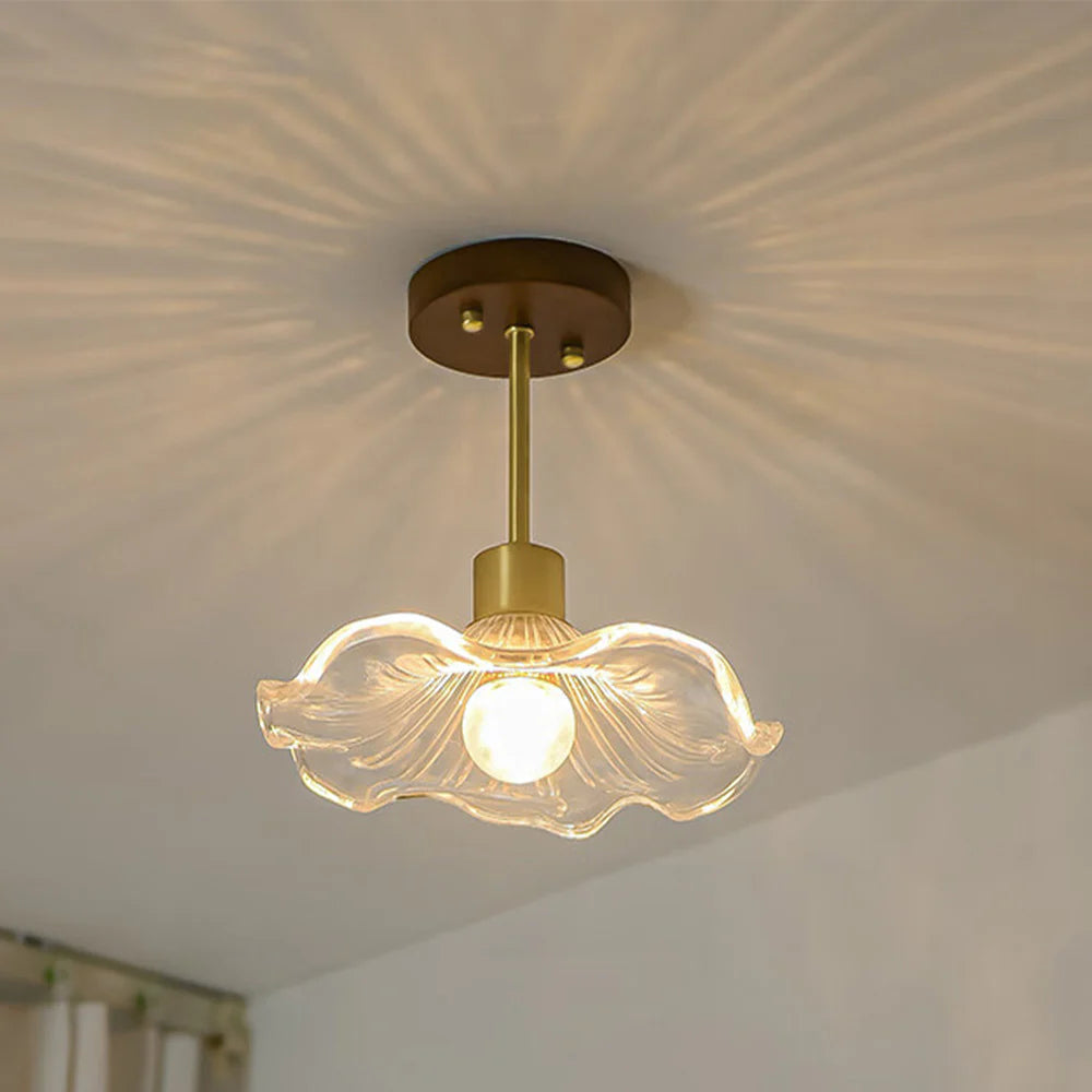 Lampada da soffitto in vetro a petalo elegante