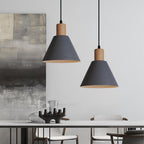 Lampada a sospensione tradizionale vintage in ferro e legno massello con paralume rotondo a cono per soggiorno