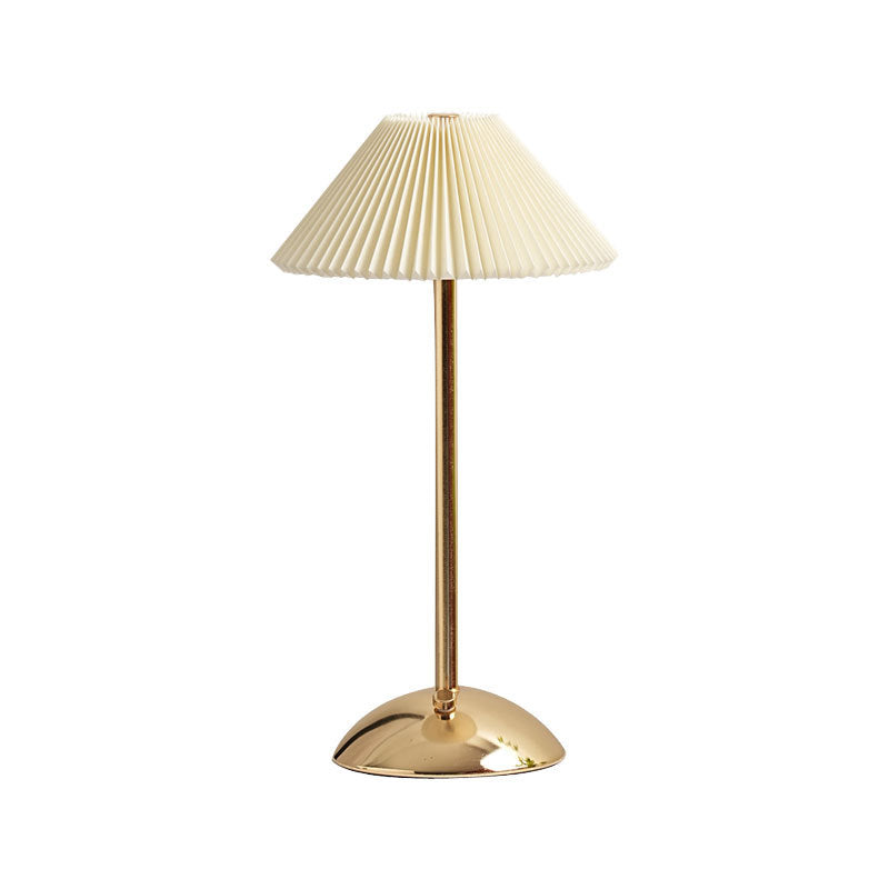 Lampada da Tavolo Conica Plissettata Ricaricabile in Ferro Scandinava Contemporanea da 1 Luce per Comodino