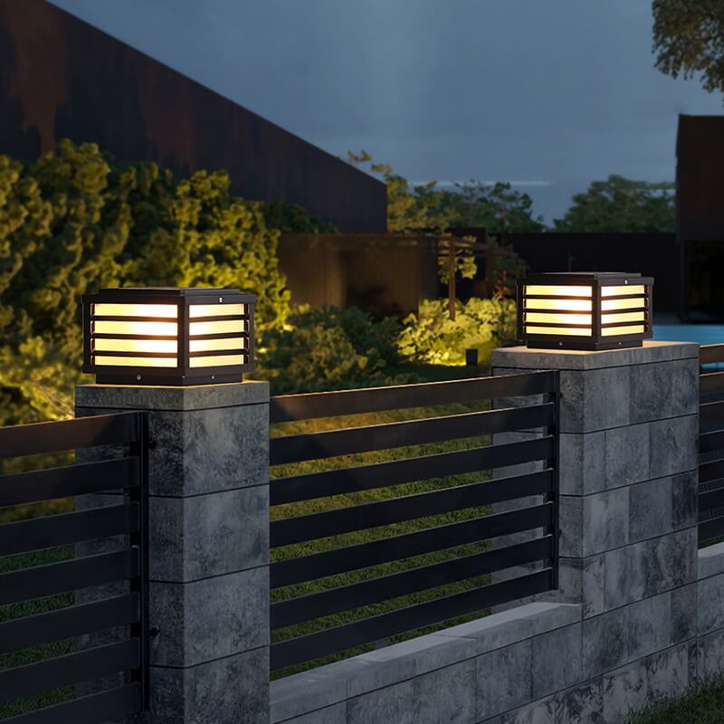 Illuminazione paesaggistica moderna minimalista impermeabile a energia solare in alluminio quadrato con LED per giardino