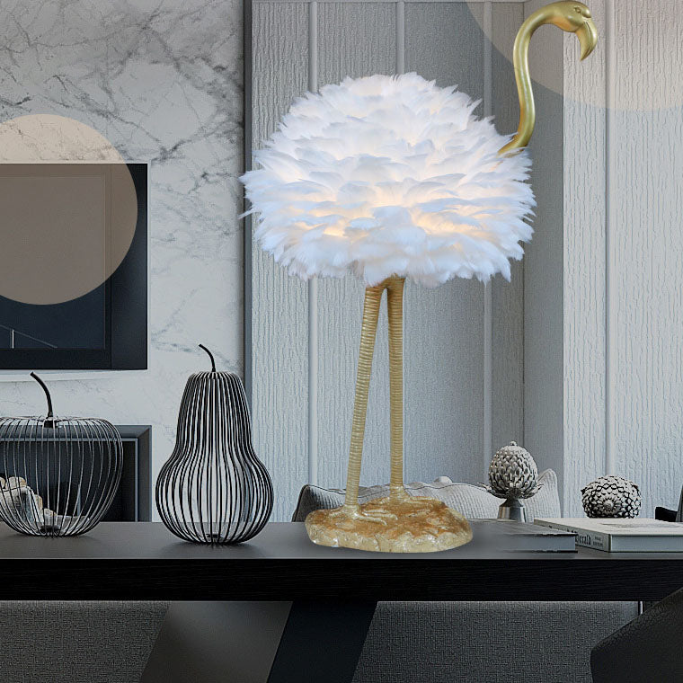 Lampada da tavolo in metallo a forma di fenicottero con piume d'oca nordico contemporaneo, 1 luce per comodino