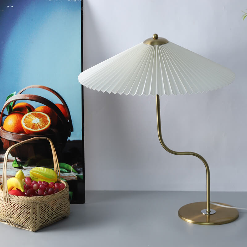 Lampada da Tavolo Decorativa a Forma di Ombrello Pieghettato Retro con 1 Luce
