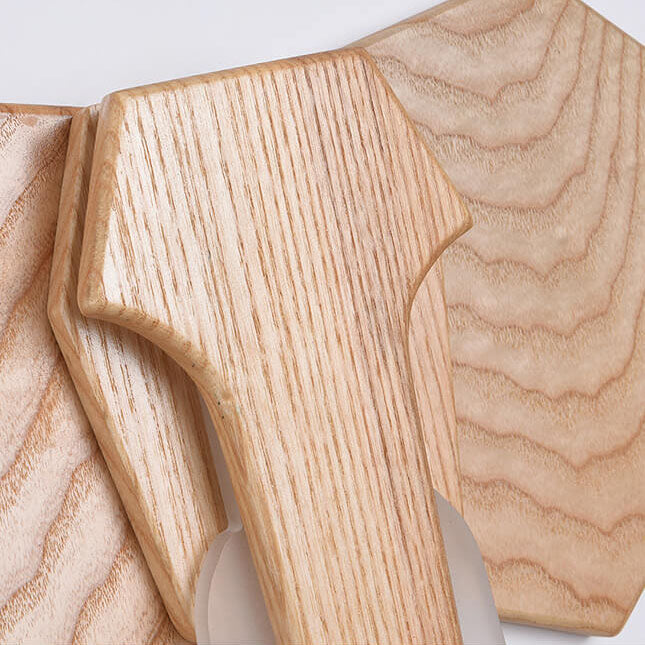 Lampada da parete LED a forma di elefante in legno massello creativo nordico