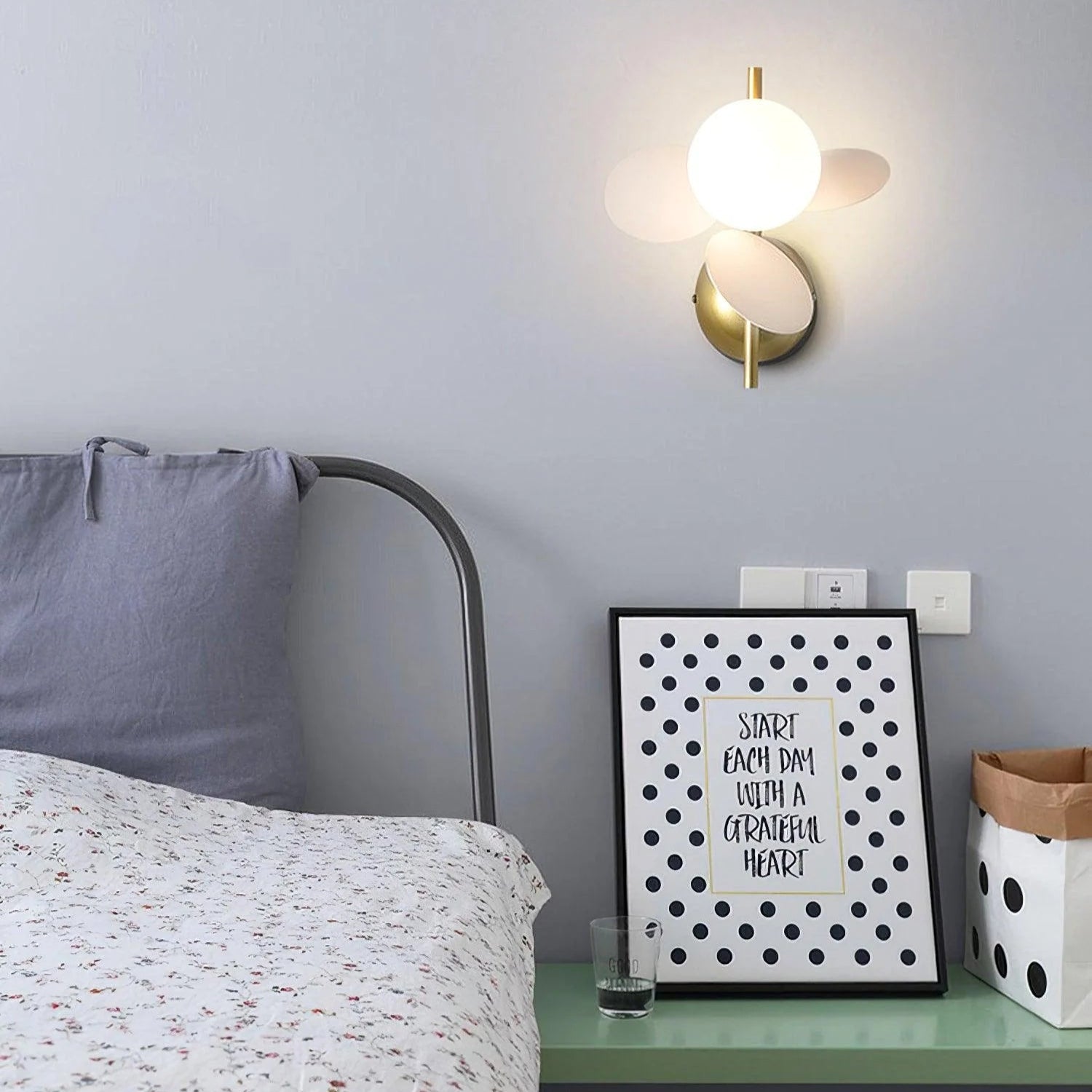 Lampada da Parete in Vetro a Disco Elegante