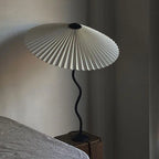 Lampada da Tavolo Metallica Curva Classica