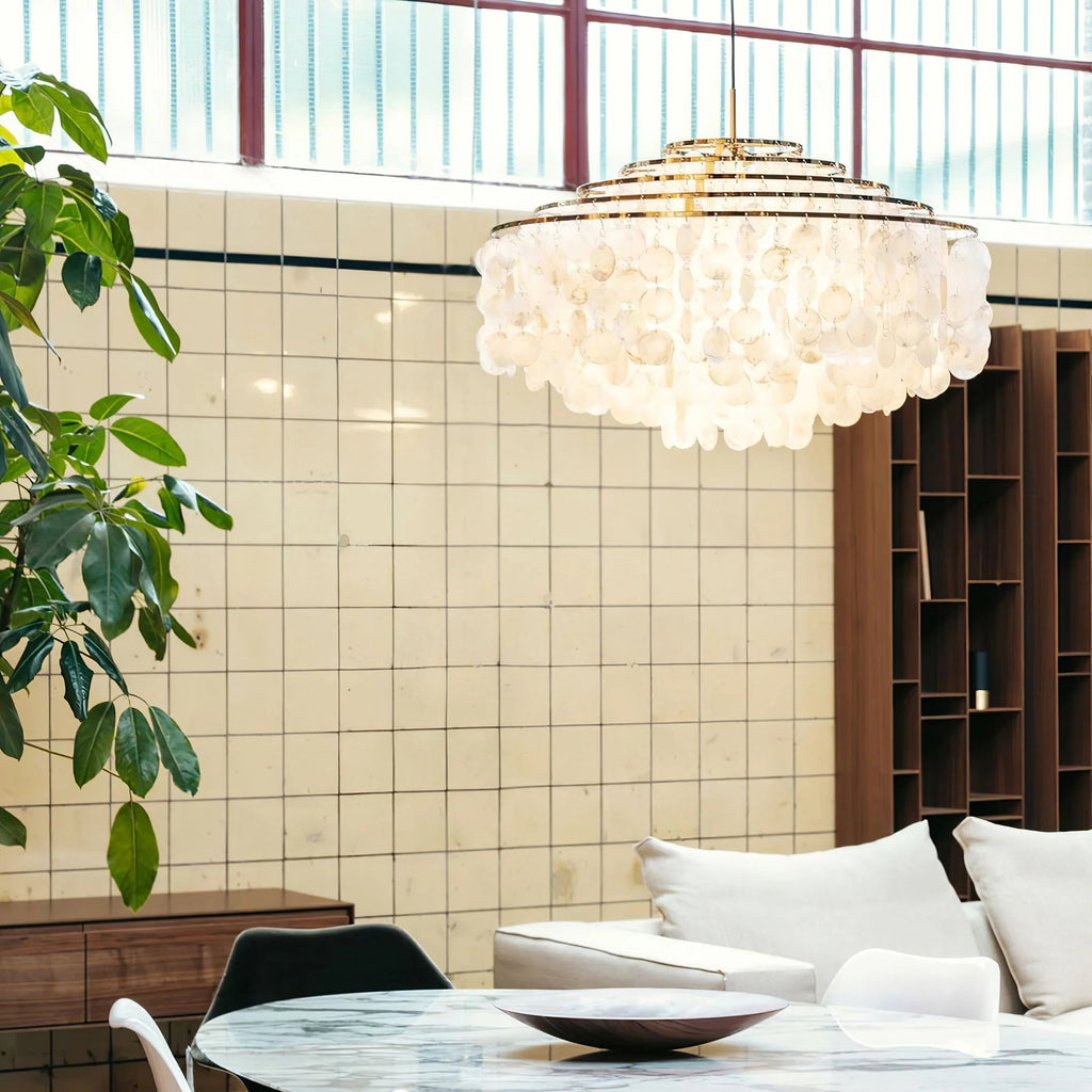 Lampadario Moderno a Forma di Conchiglia