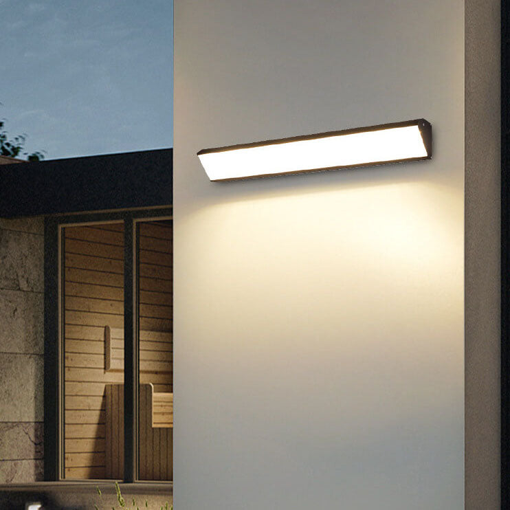 Lampada da Parete LED Impermeabile in Alluminio e Acrilico per Esterni, Design Moderno Minimalista, Bar Lungo
