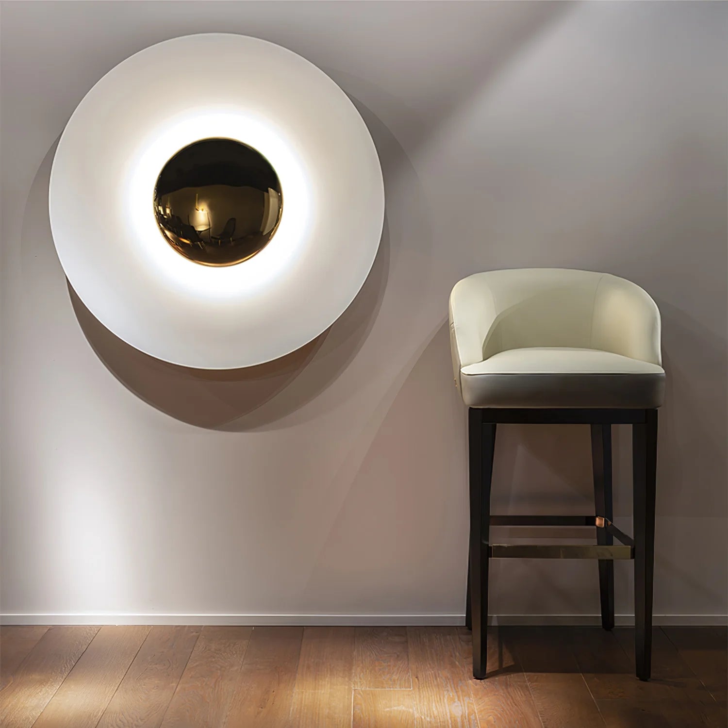 Lampada da Parete in Ferro a Disco Moderno