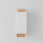 Applique da parete con colonna in vetro quadrata in legno massello minimalista moderno a 1 luce