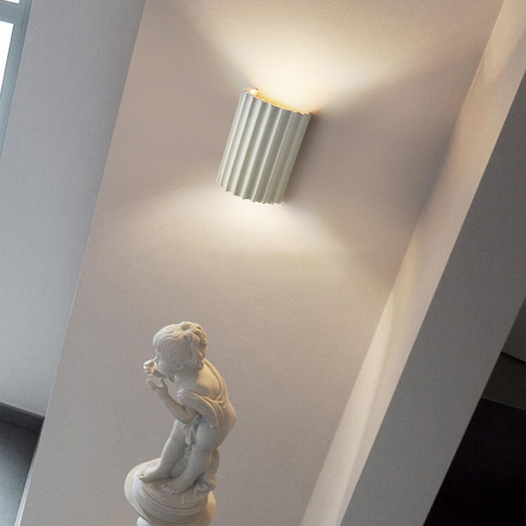 Applique a muro in resina nordica contemporanea a 2 luci per camera da letto