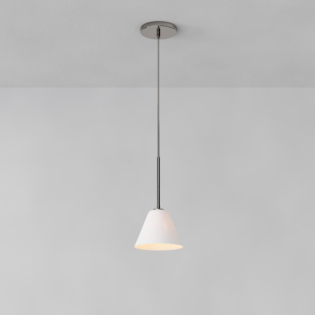 Lampada a sospensione a cono in vetro trasparente per cucina