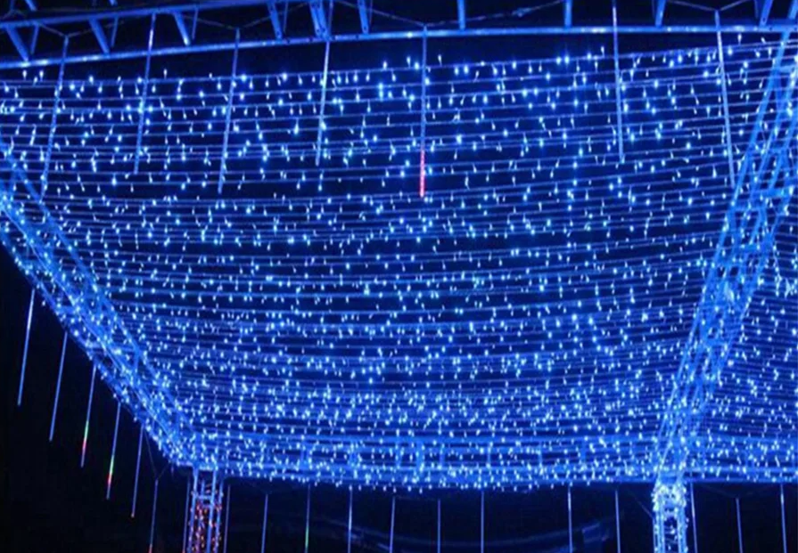LumiFest Illuminazione Natalizia LED – 10M / 50M / 100M