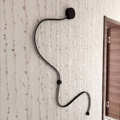 Lampada da Parete Curva LED Moderna in Alluminio a Forma di Serpente con 1 Luce