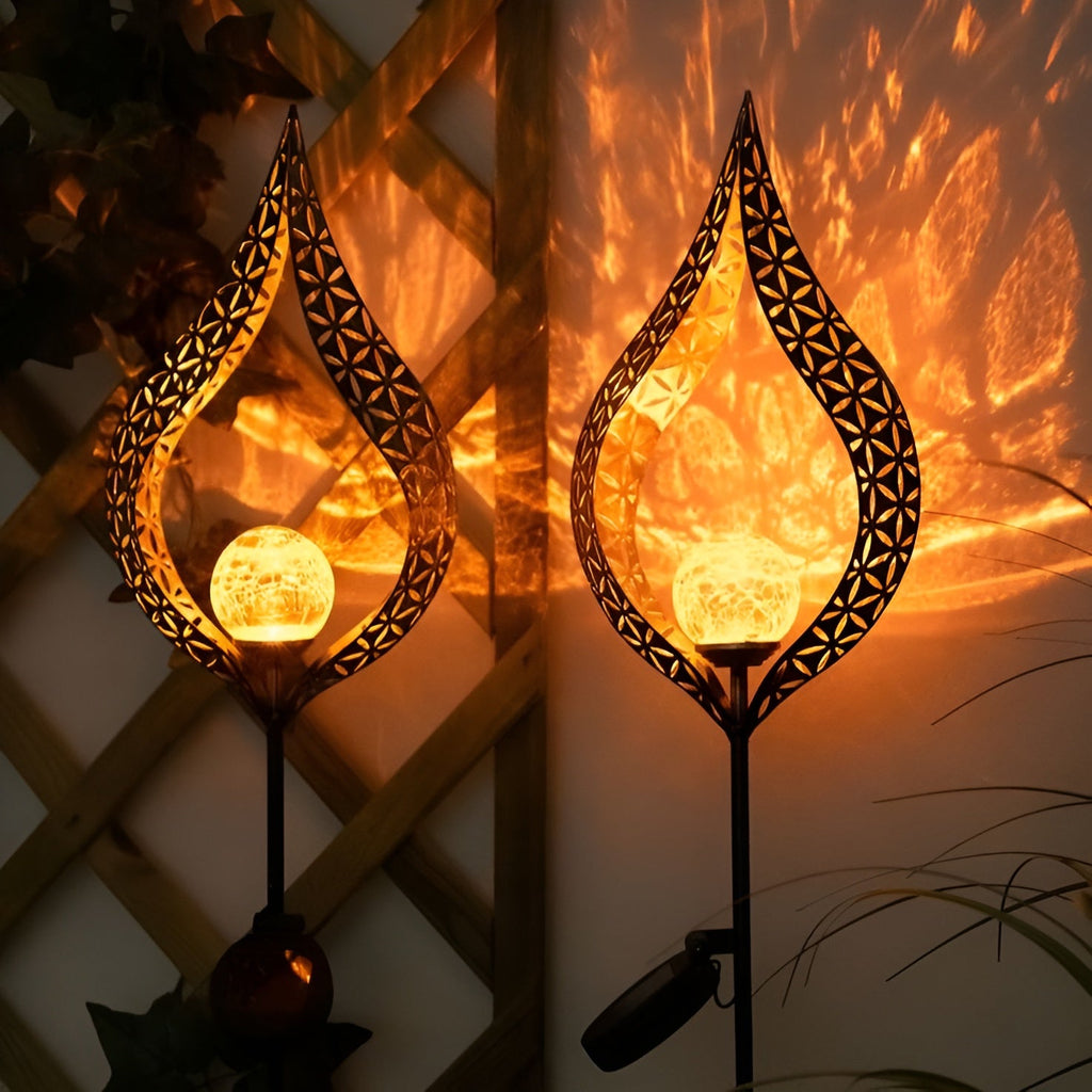Lampada da giardino solare in metallo – Luce LED calda | Decorativa per terrazza e giardino
