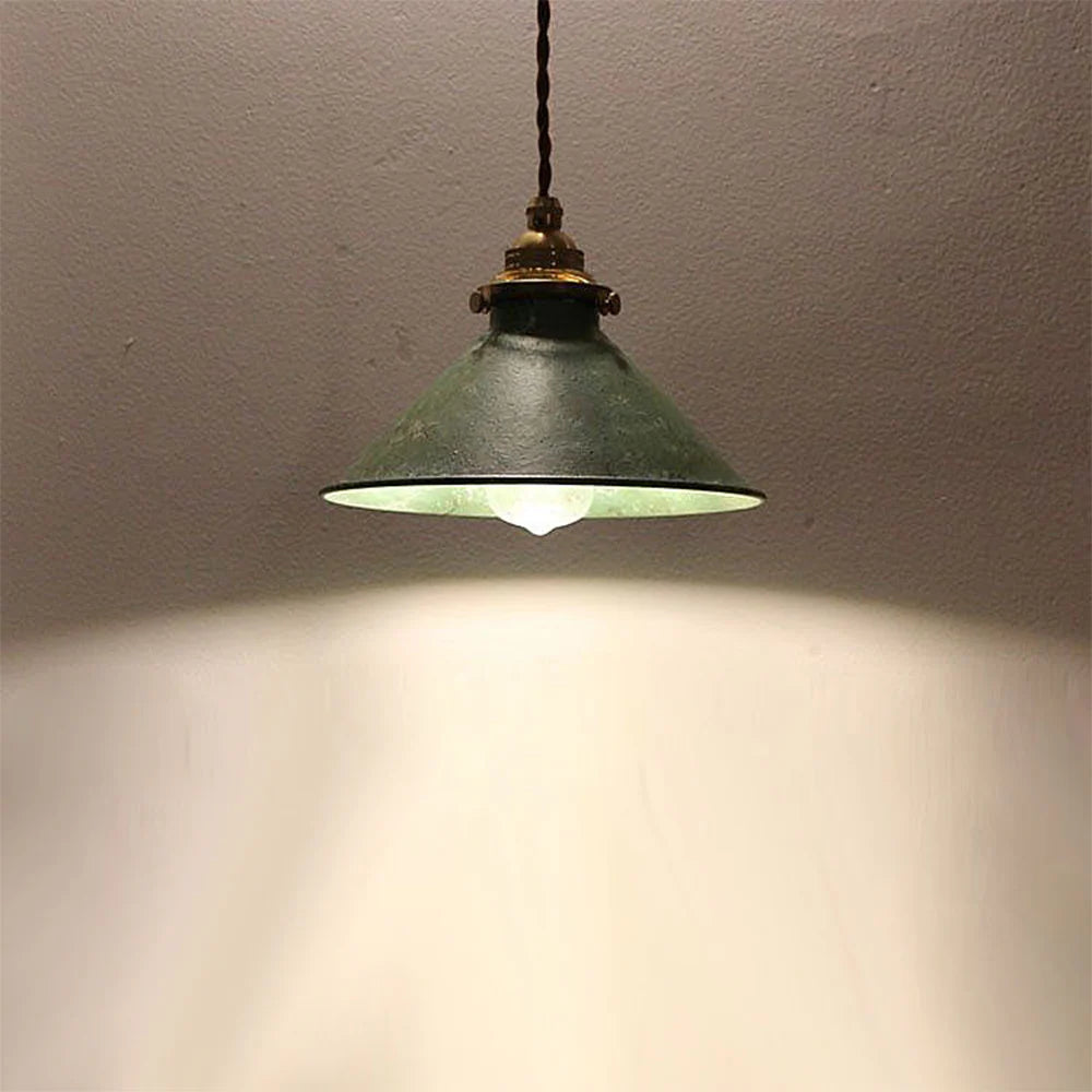 Lampada a Sospensione in Ottone a Forma di Cono Classico