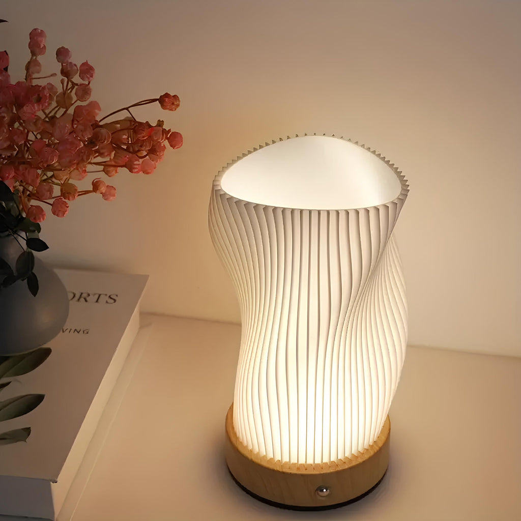 Chicwave - Lampada USB dimmerabile per spazi abitativi moderni