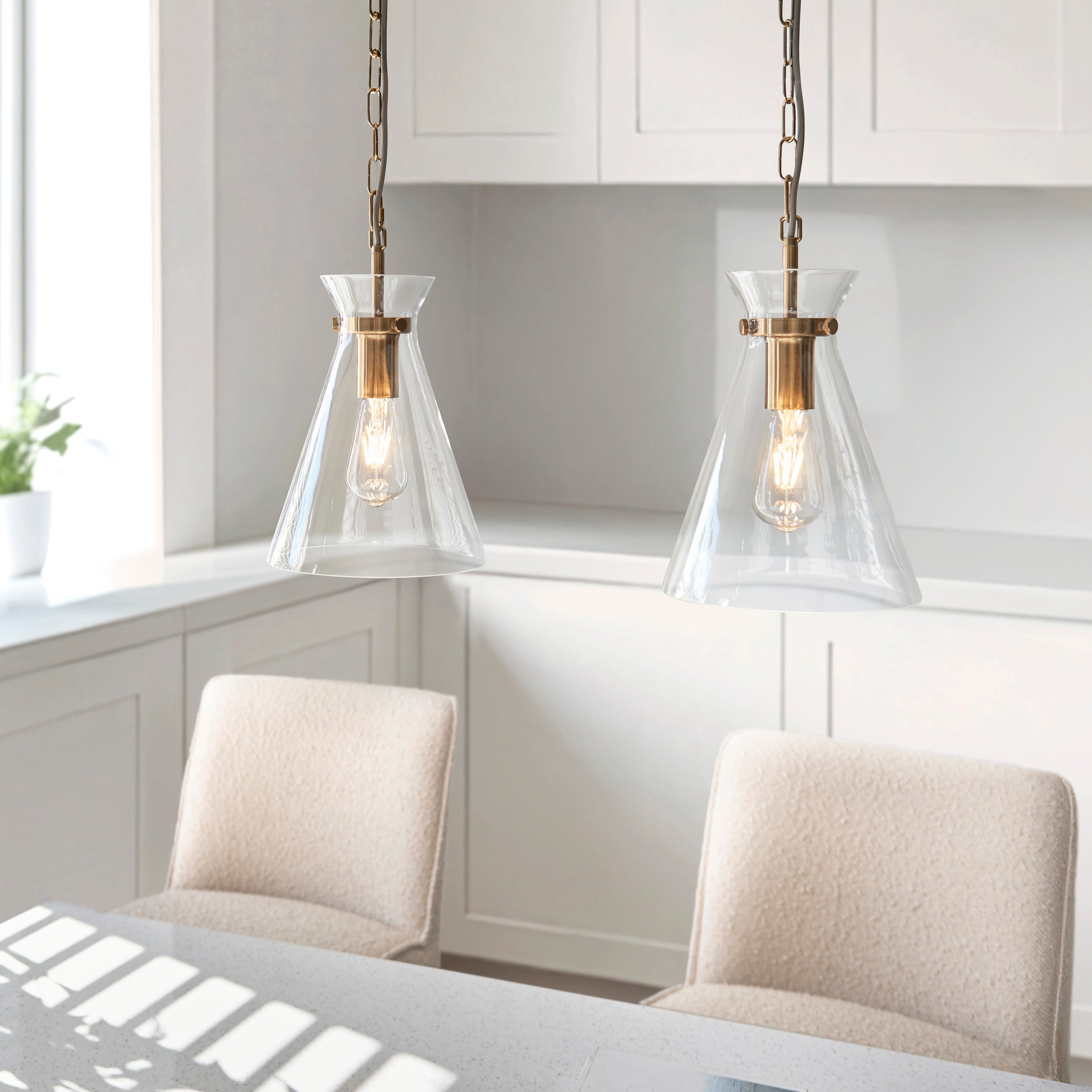 Lampadario in Ottone Harlow