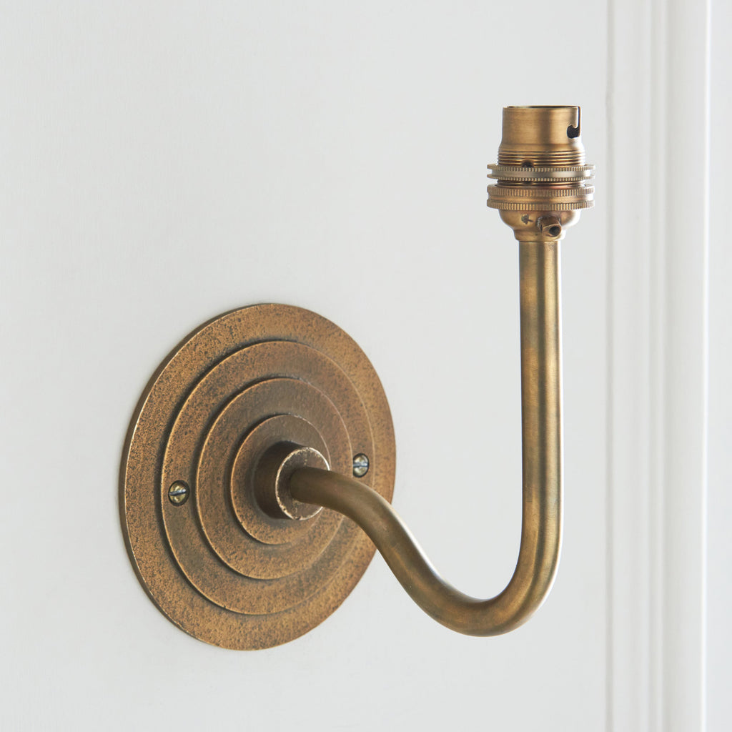Fissaggio a Parete in Ottone Halo Swan
