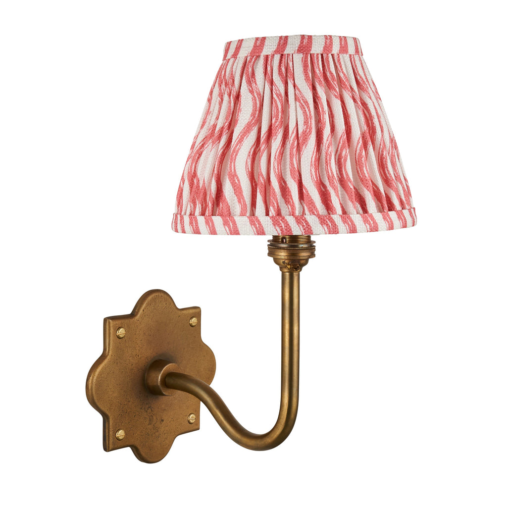 Applique da Parete Anvil Swan in Ottone Antico e Paralume Ripple 16cm Rosa Corallo