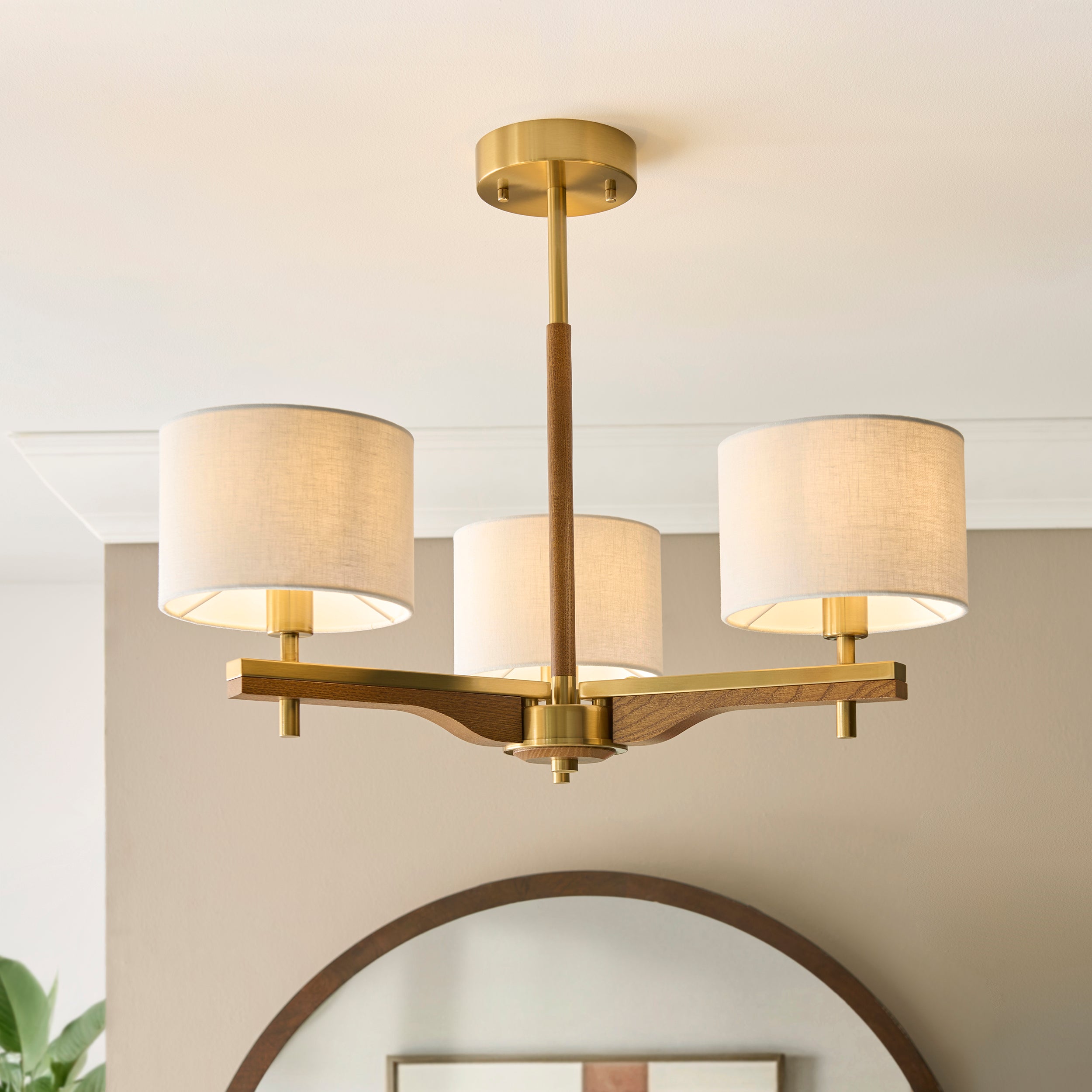 Heathcliff 3 Bracci Lampada da Soffitto Semi Flush in Legno Massello e Ottone