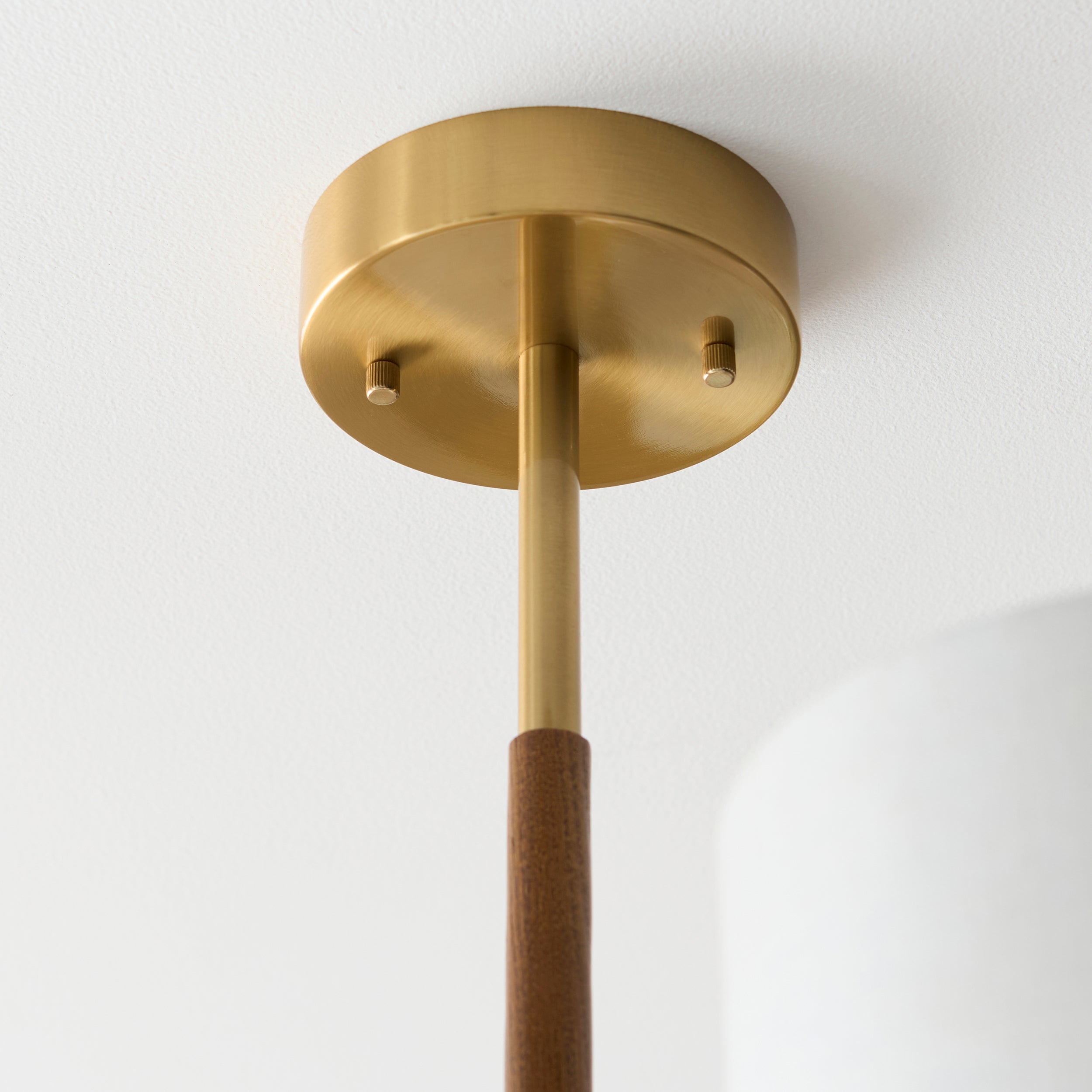 Heathcliff 3 Bracci Lampada da Soffitto Semi Flush in Legno Massello e Ottone