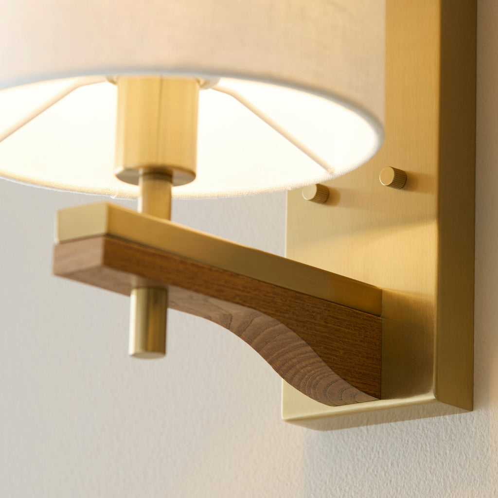 Applique da Parete in Legno Massello e Ottone Heathcliff