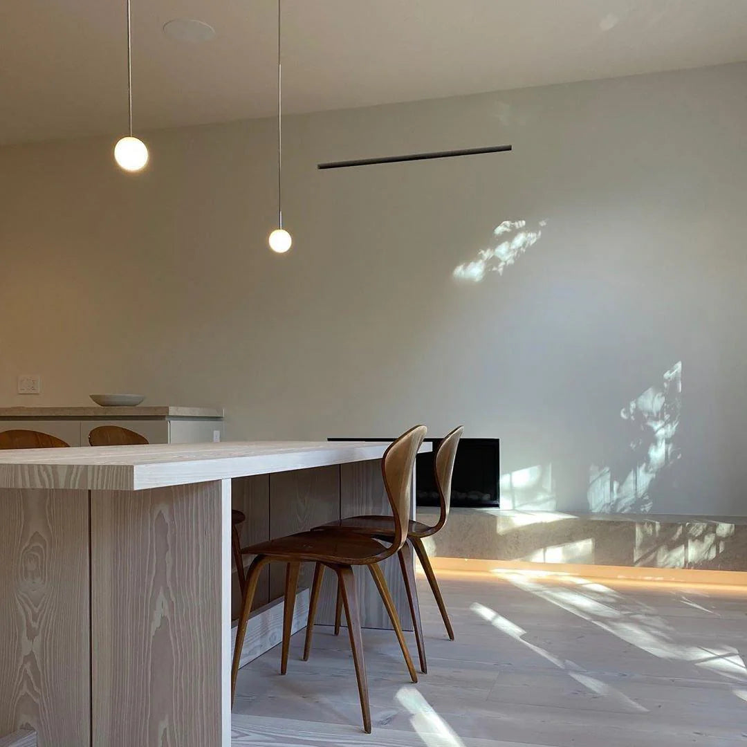 Lampada a Sospensione Minimalista in Ottone