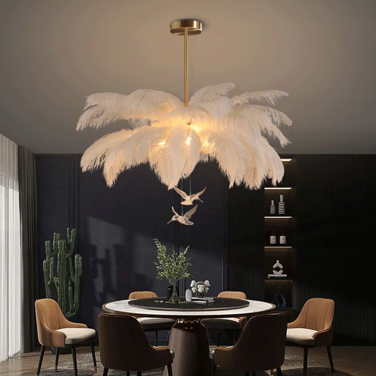 Lampadario Elegante Contemporaneo in Piume O'Moore, Bianco