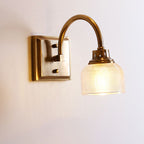 Lampada da parete Arisha in vetro prismatico