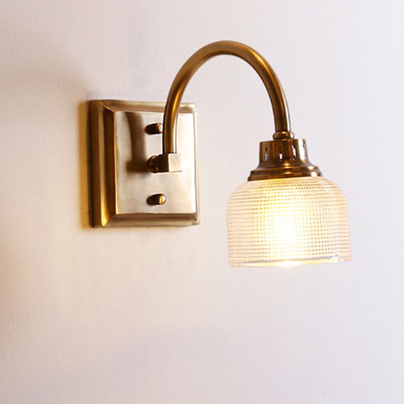 Lampada da parete Arisha in vetro prismatico
