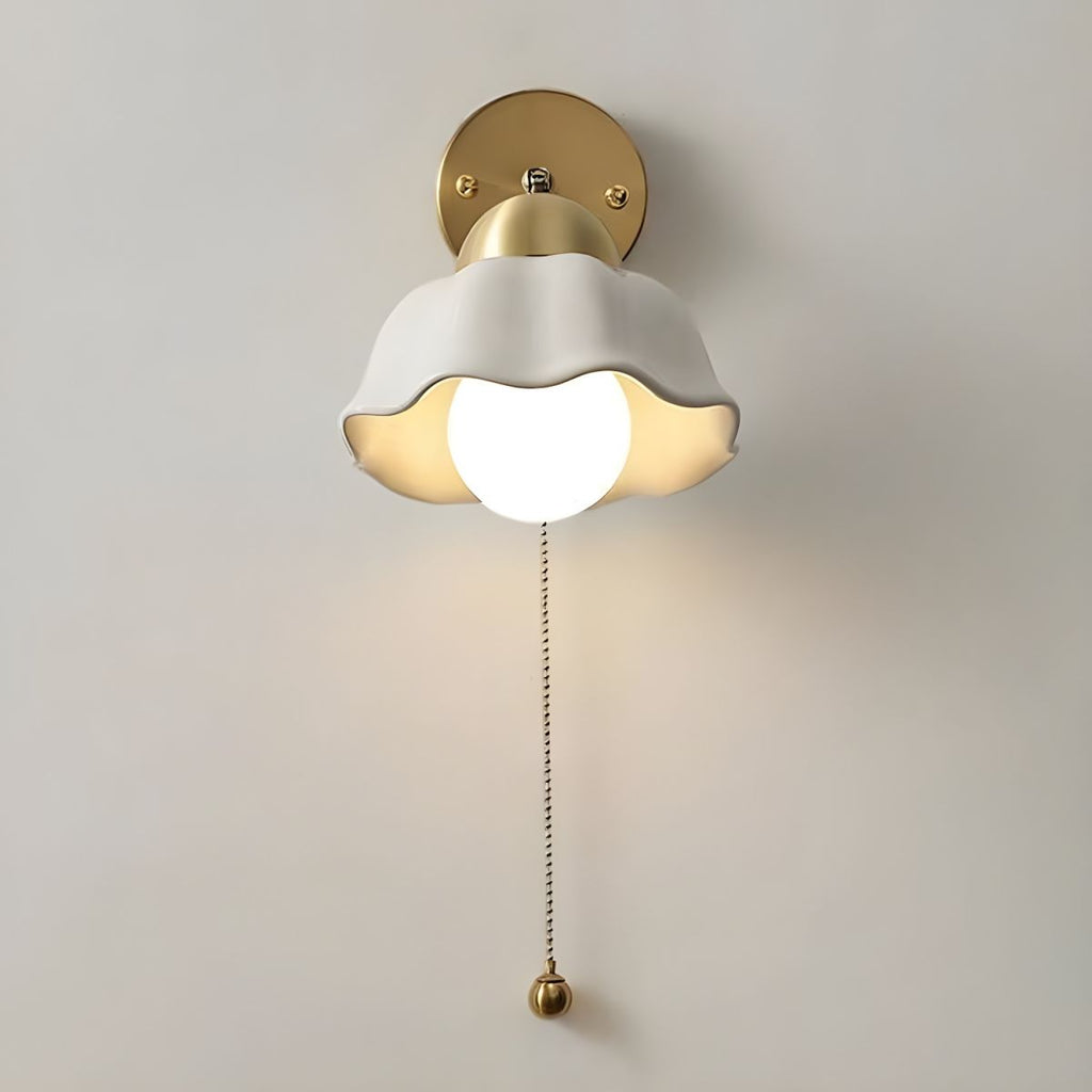 Lampada da Parete Semplice in Ceramica Medievale