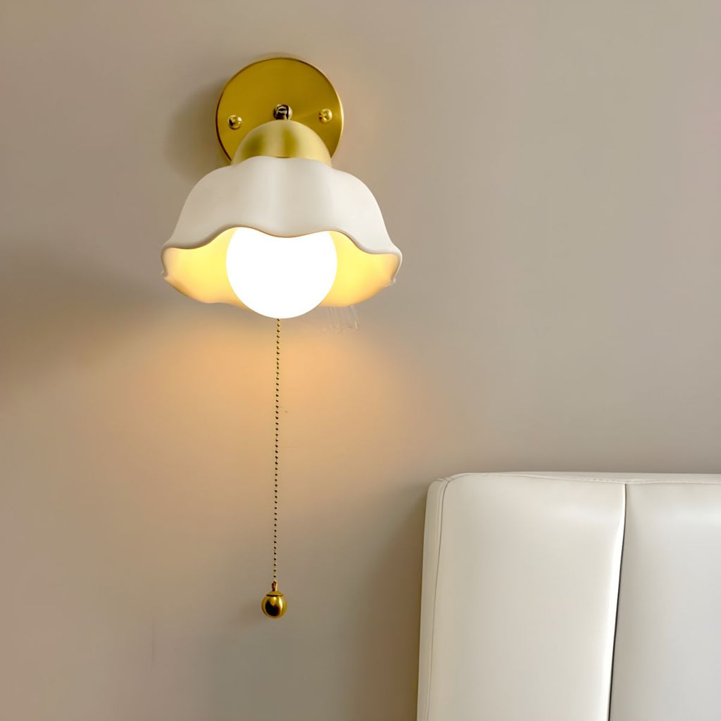 Lampada da Parete Semplice in Ceramica Medievale