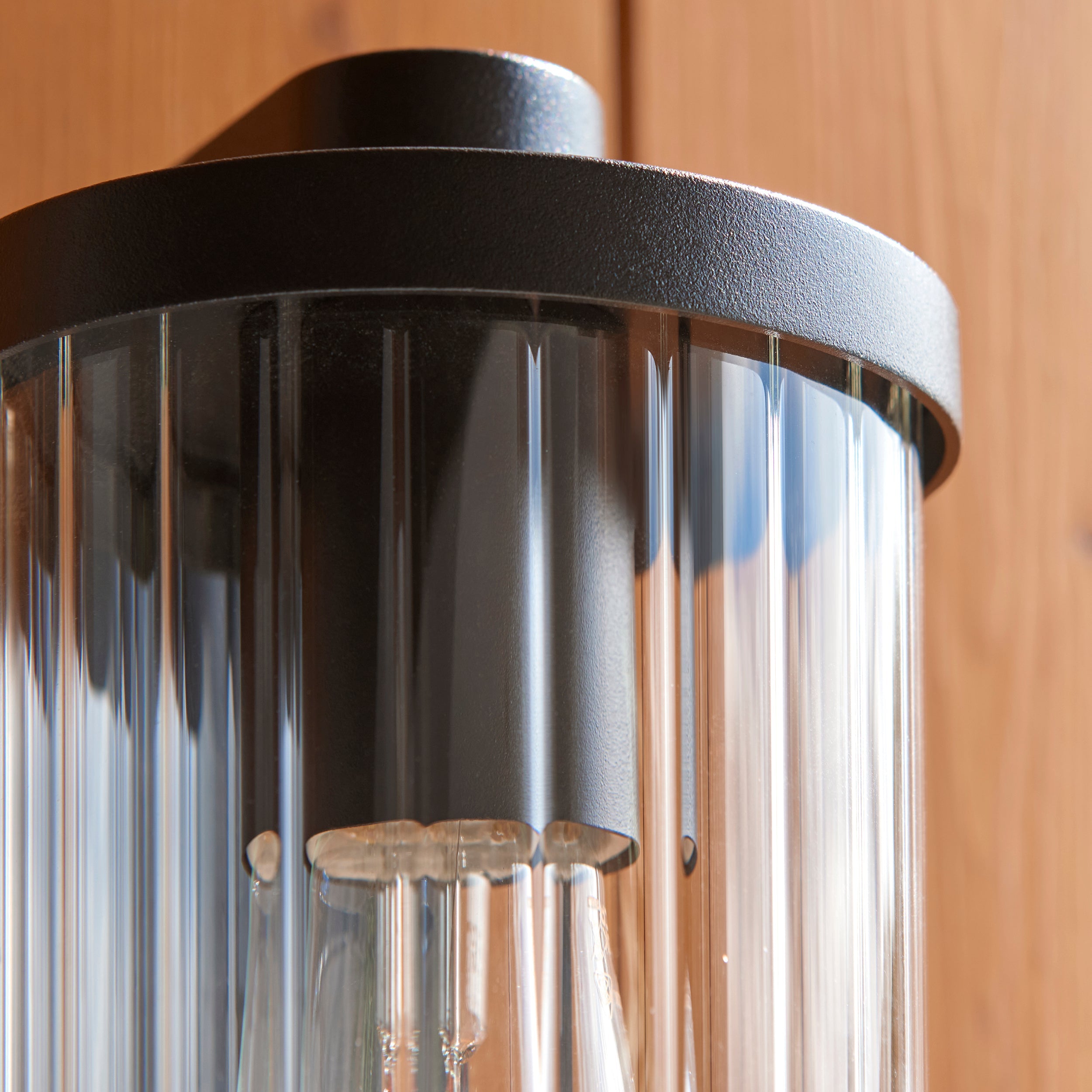 Newcombe Black PIR Luce da Parete Esterna Nera