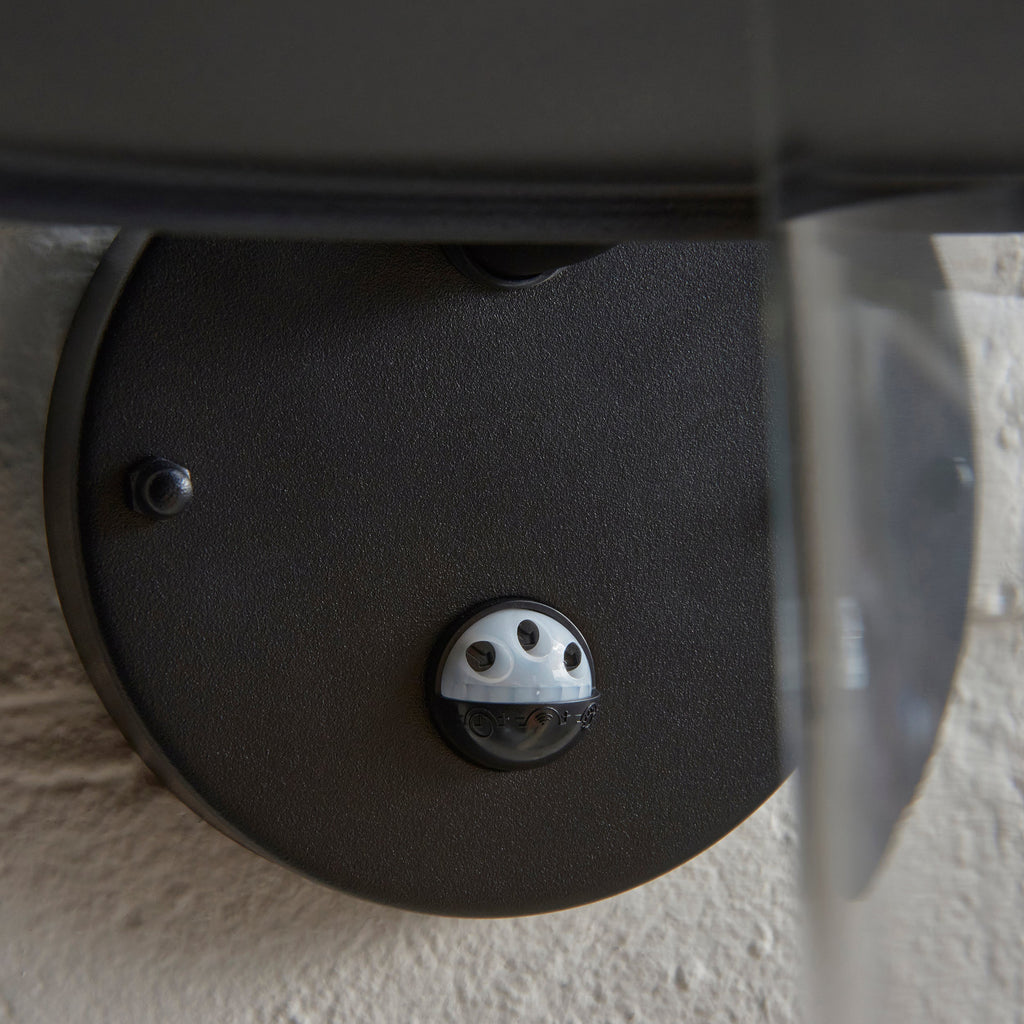 Lampada da Parete Esterna Thornton PIR Nera - IP44