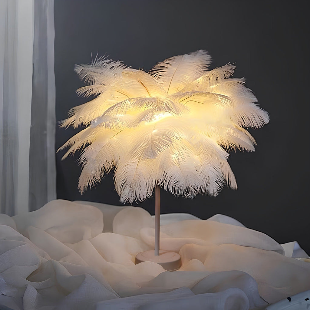 Lampada da Tavolo con Piume e Stelo in Metallo con Base Rotonda
