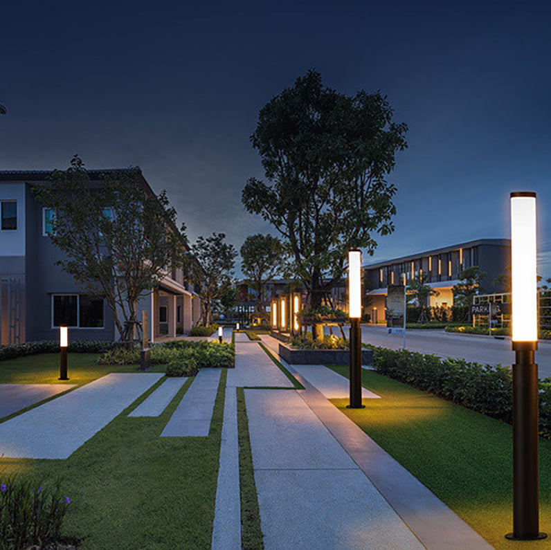 Design di Lampada da Terra LED Moderna Minimalista in Acrilico e Alluminio per Esterni