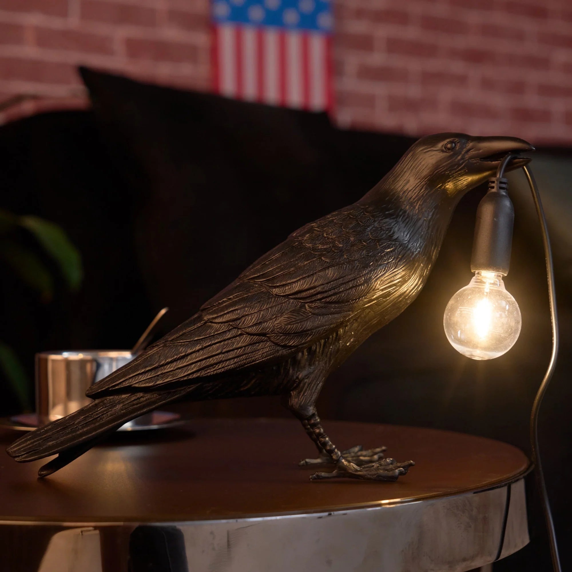 Lampada da Tavolo in Resina Trendy Crow