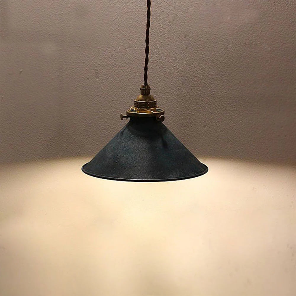 Lampada a Sospensione in Ottone a Forma di Cono Classico