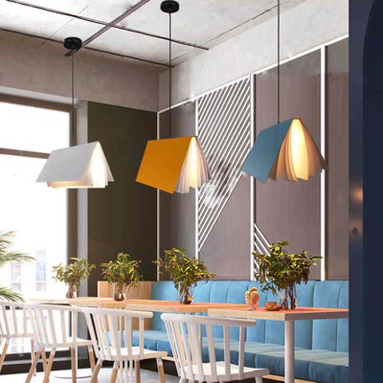 Lampada a sospensione in metallo PVC con paralume a forma di libro Flying Book 1-Light